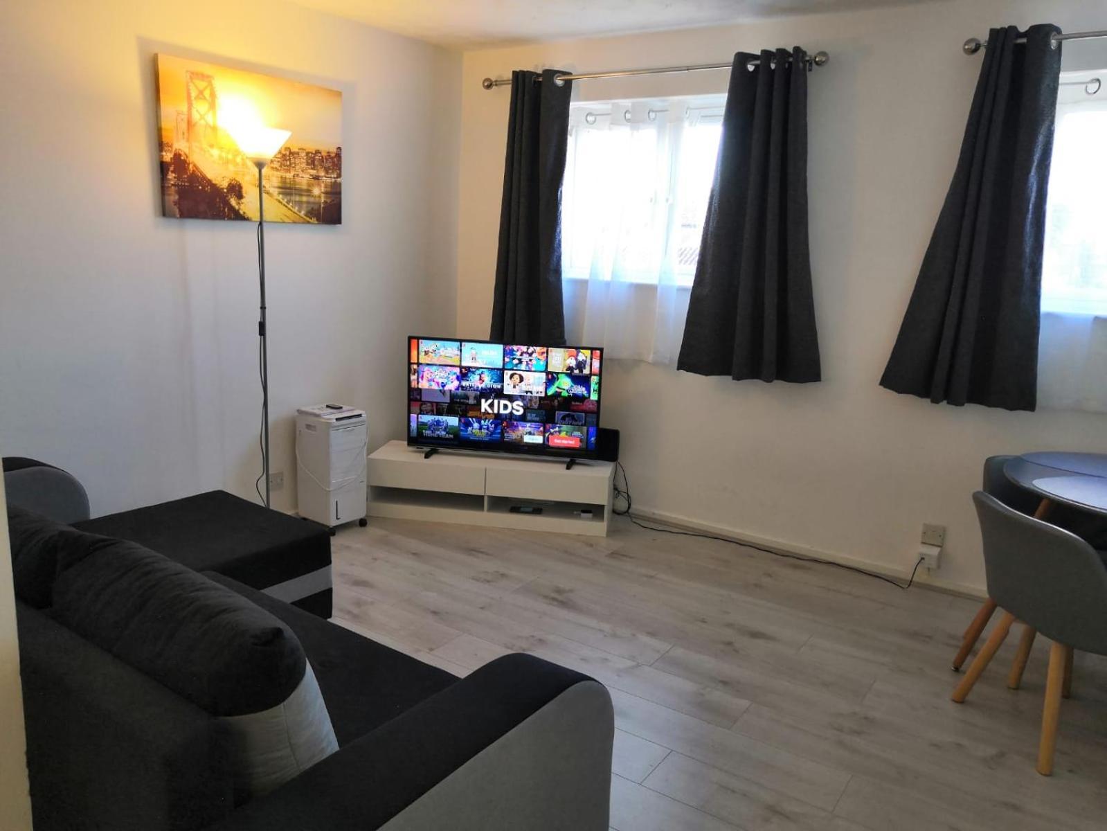 Delight Apartment, Close To Excel, London City Airport & O2! Экстерьер фото